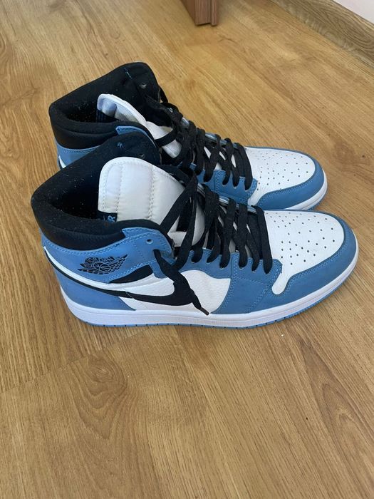 Vand adidasi Nike in stare foarte buna, marimea 44