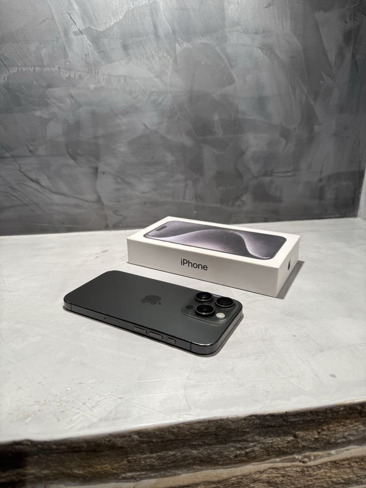 ПЕРФЕКТЕН Iphone 15 Pro + гаранция
