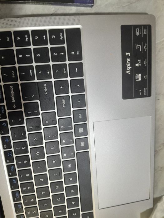 Noutbook ACER aspire3