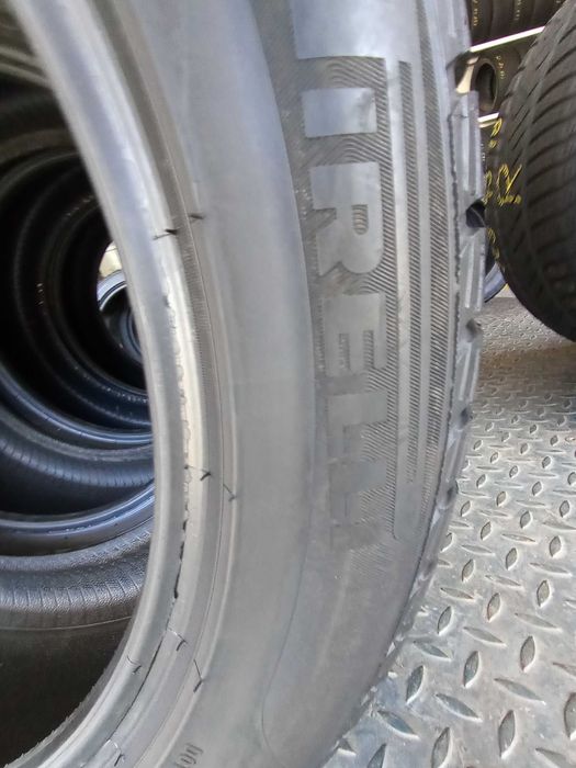 Vând anvelope 255.45.19 Pirelli iarna