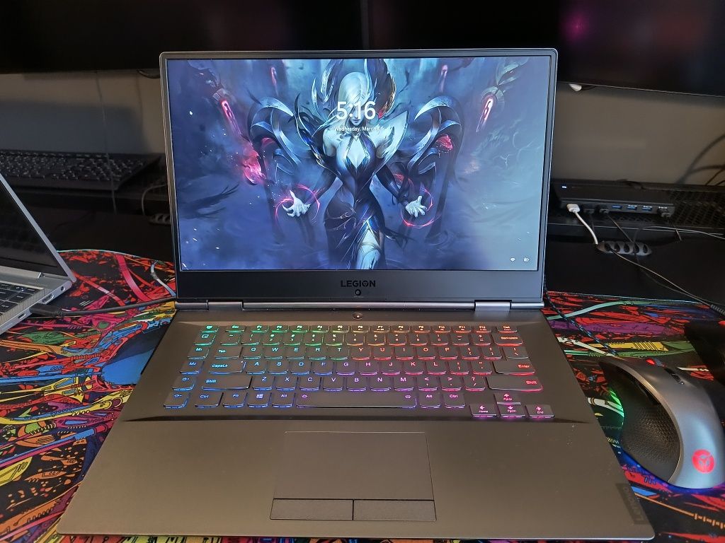 Laptop Gaming Lenovo Legion Y740, Intel i7-9750, Video RTX 2070, SSD