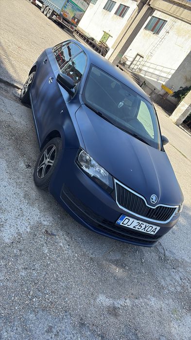 Vând Skoda rapid GPL