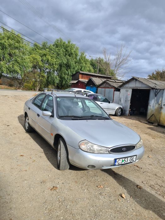 Vand ford mondeo 1,8 tdi si piese de schimb