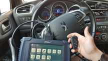 Programam chei auto , Reparatii contacte auto , Carcase chei auto