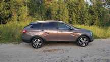 Продам свою машину LADA VESTA CROSS 2022 год  14000