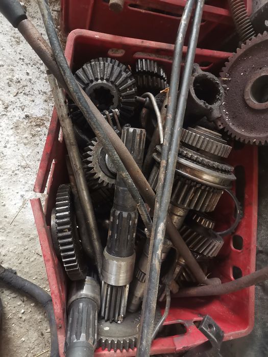 Dezmembrez cutie de viteze case ih 956 xl și Fiat 750