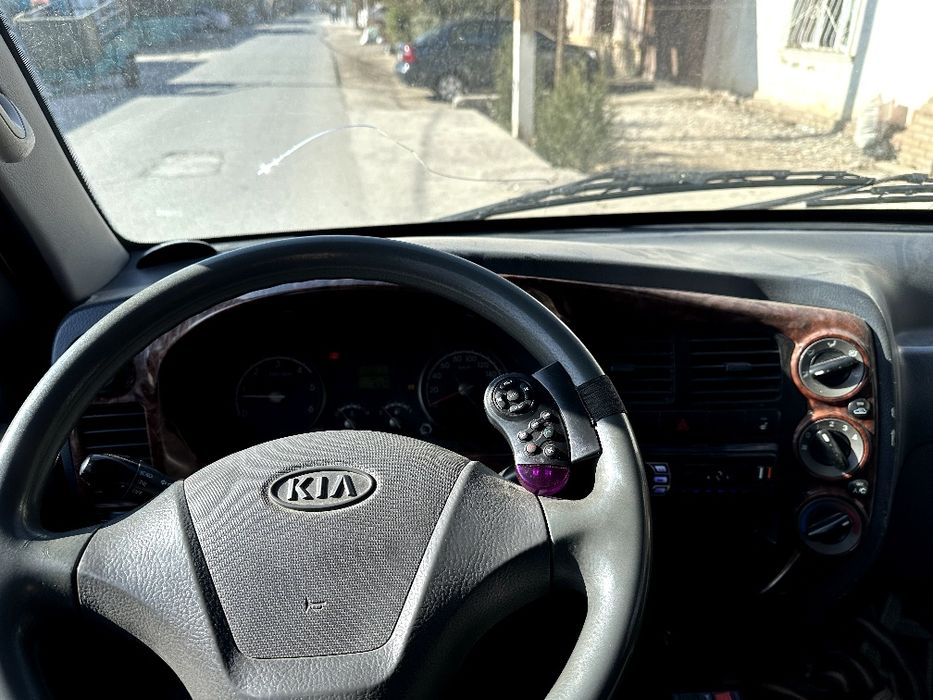 Kia bongo 2009 йил