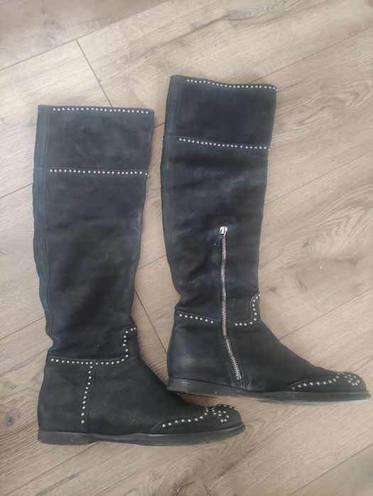 Оригинални велурени ботуши/чизми Miu Miu