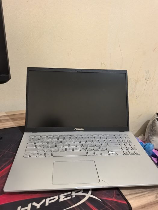 Asus Vivobook Core i3-1005G1