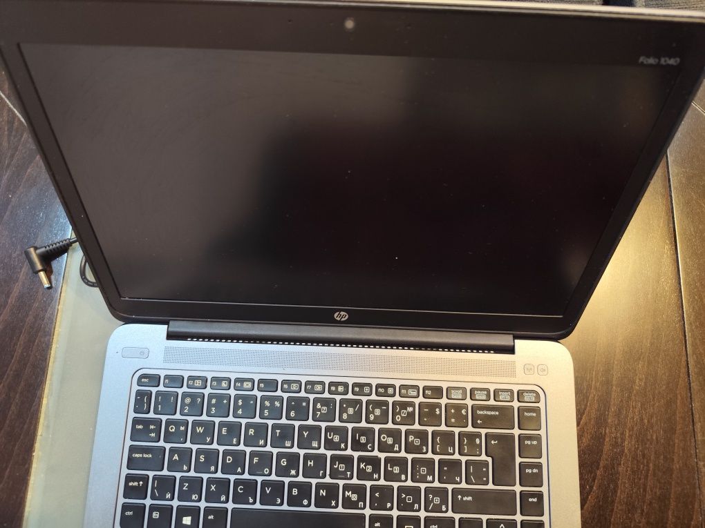 HP Elitbook folio 1040 - за ремонт или за части