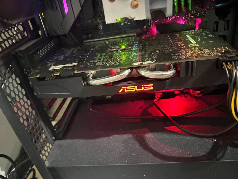 Видеокарта ASUS GTX 1070 8GB