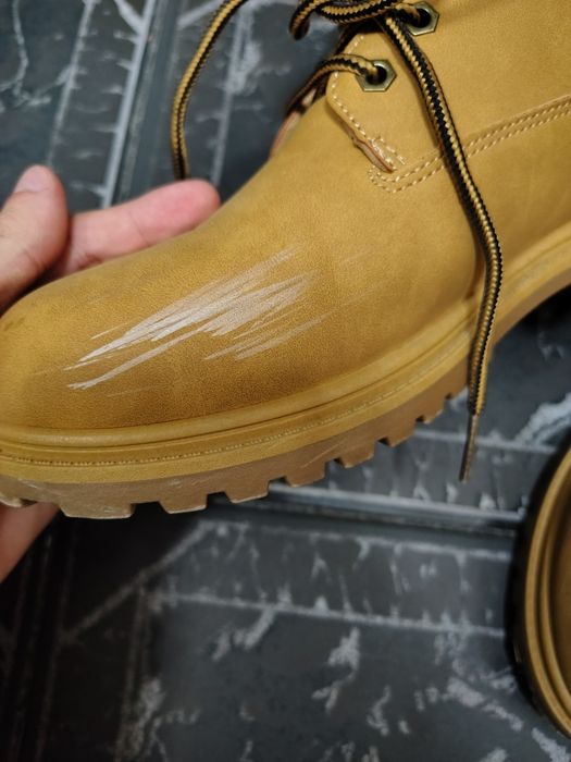Ghete de drumeție, asemănătoare cu Timberland 6 Inch, 41