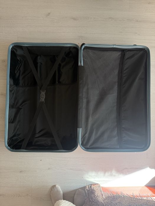 Голям куфар за чекиран багаж 23кг, 70-50-30см