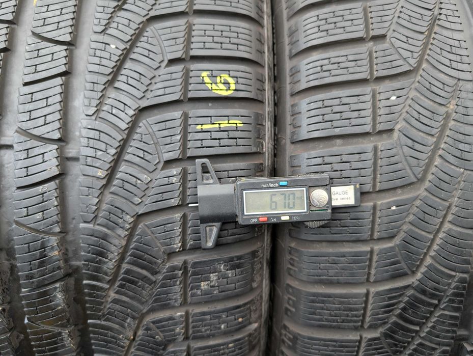 SET 4 Anvelope Iarna 235/40 R19 + 295/35 R19 PIRELLI Sottozero Winter