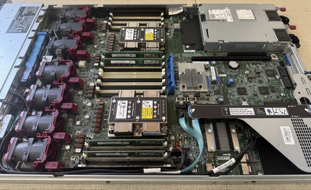 HP ProLiant DL360 Gen10 8SFF