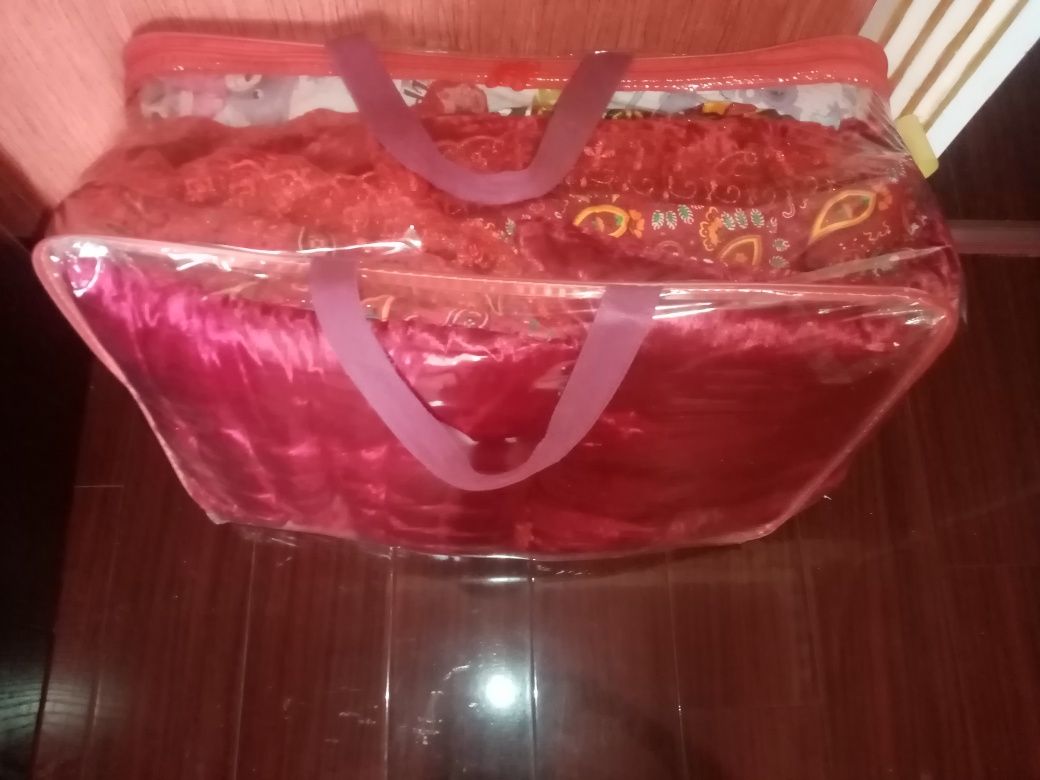 Beshik sotiladi kam foydalanilgan 300 000 so'm hamma narsasi bor