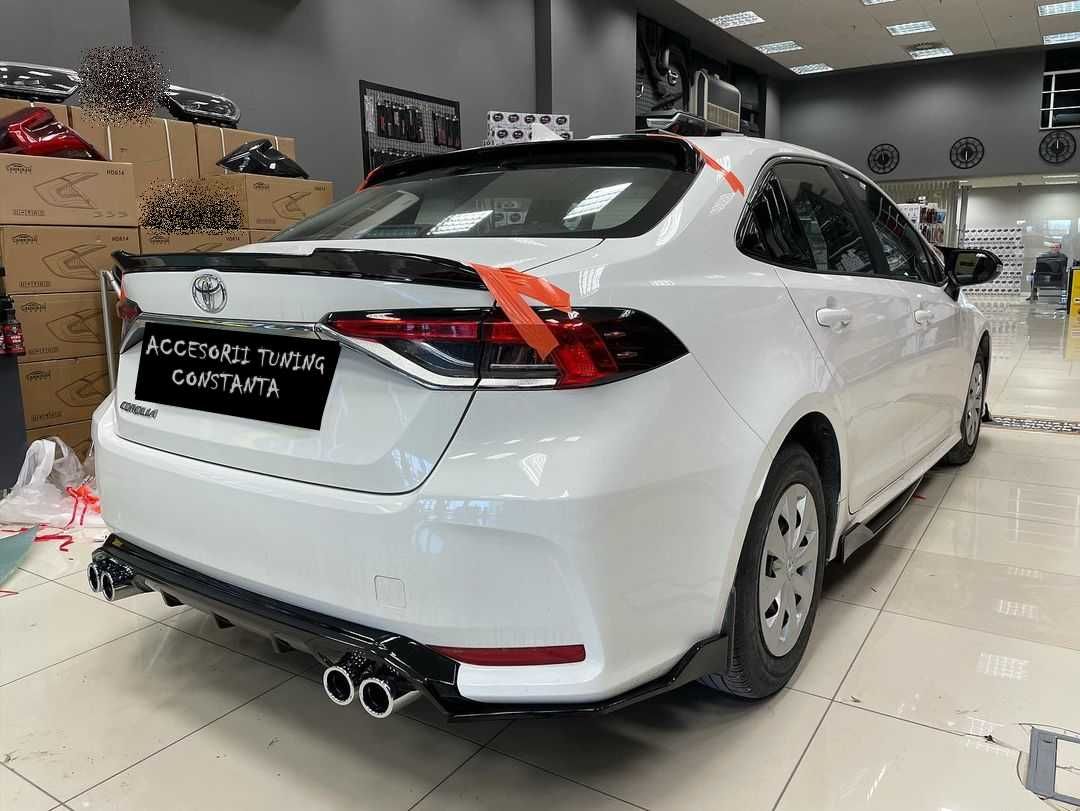 Eleron Portbagaj - Toyota Corolla 2019+ M4 Negru Lucios