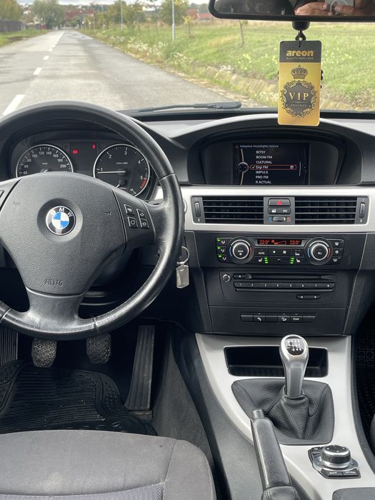 Bmw E91  320d xdrive