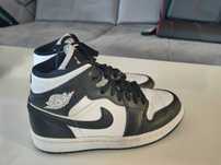 Jordan 1 черно бели