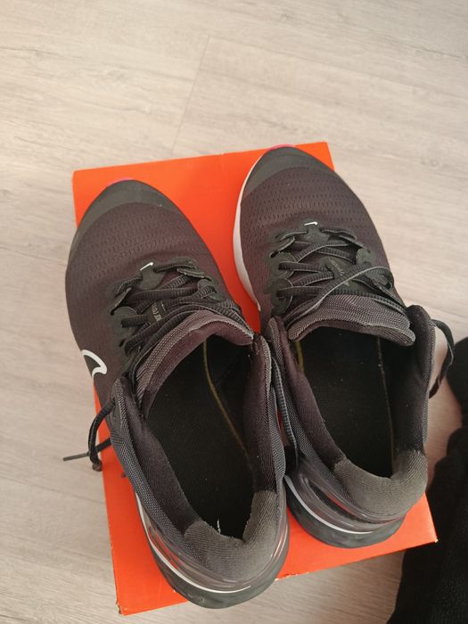 Nike React сост хороший