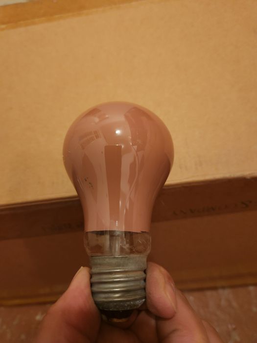 Лампа накаливания советская.