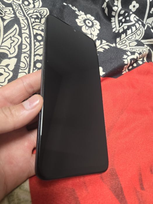 Tcl 40 SE  cu mufă încarcare ruptă !!