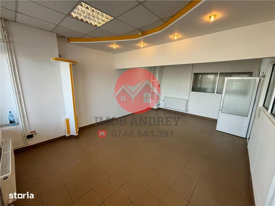 Spatiu comercial de închiriatvânzare, 60 mp, Complex Pelican, Tulcea