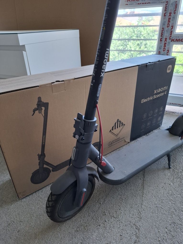Електрически СКУТЕР XIAOMI elektrik scooter 4 EU