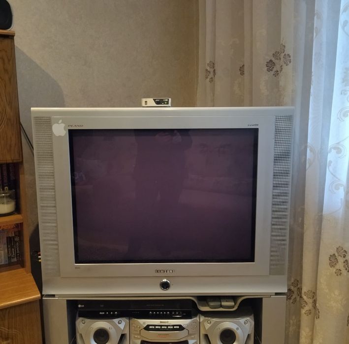 Телевизор Samsung