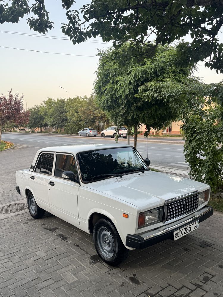 Lada 2107 Metan 2007 yil 2500$