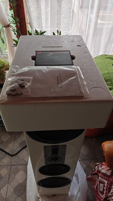 DALI OPTICON 8/ noi impecabile