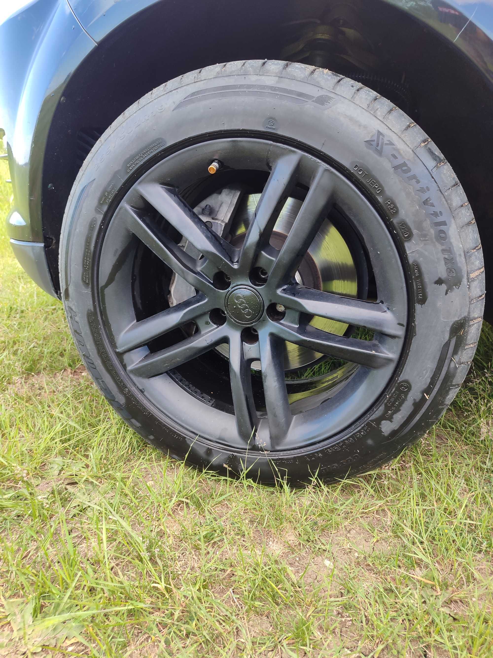 Audi Q7 3.0 233кс