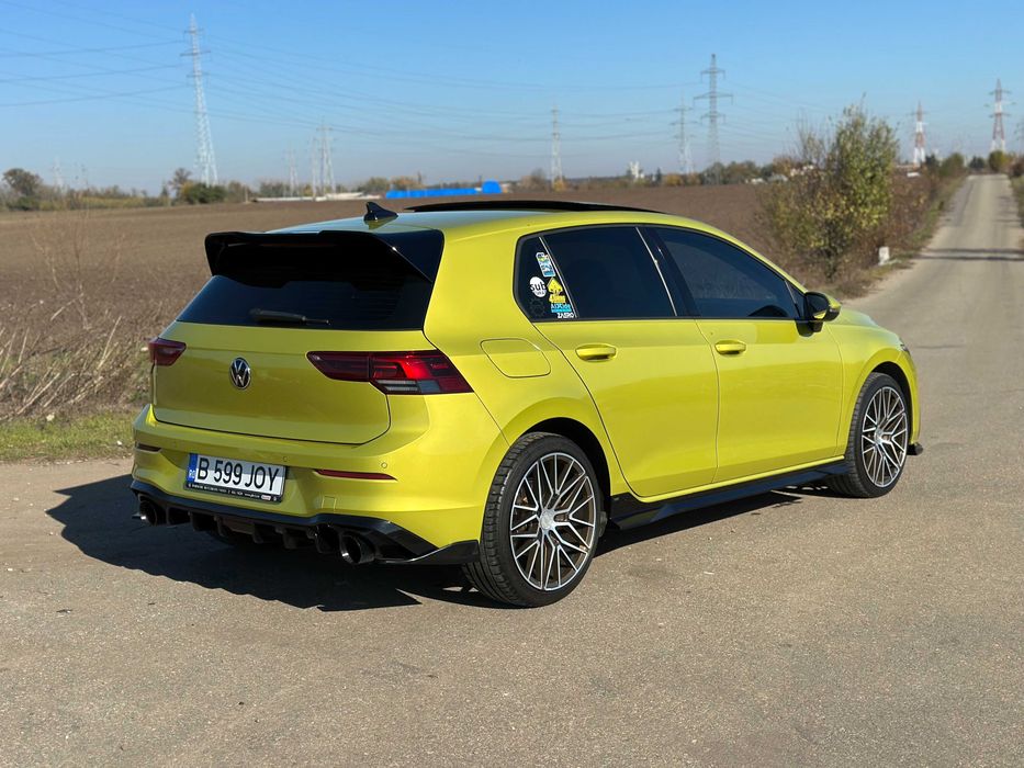 Volkswagen Golf 8, 1.5 eTSI ACT DSG MHEV, R-Line exterior