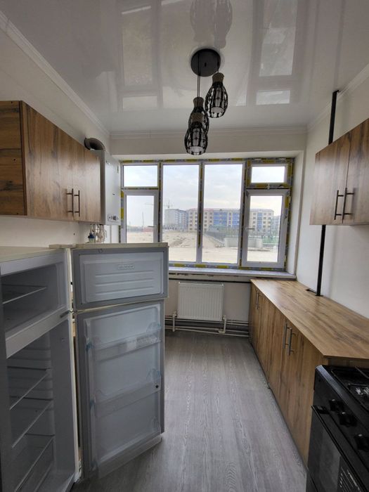 22 maktab oldida 1 xona 2 xona qilingan