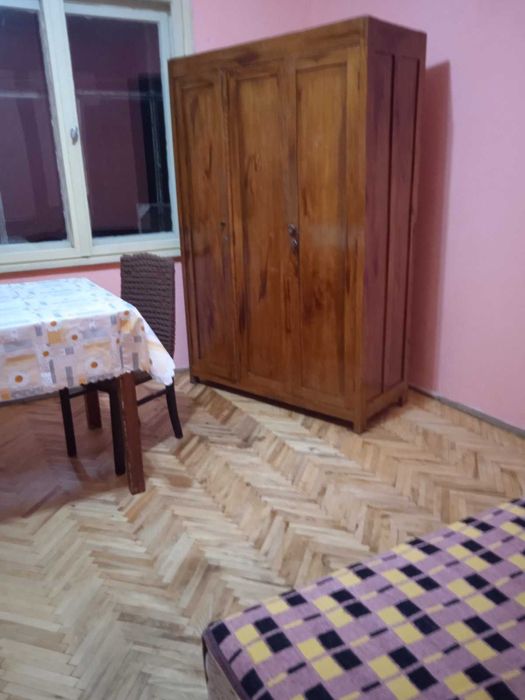 Продавам петстаен апартамент