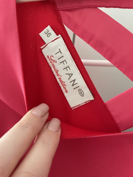 Rochie tiffani roz rochie orsay alba