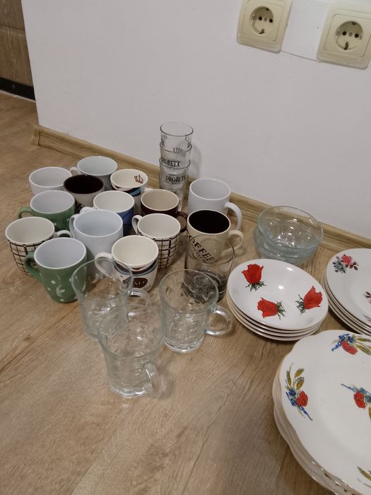 Vesela farfurii,canute