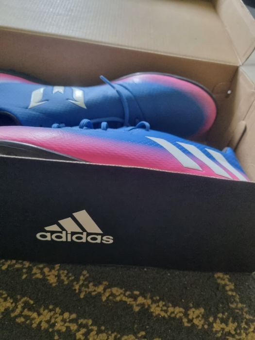 Ghete fotbal sintetic Adidas Messi