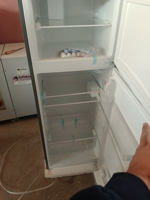 Зиффлер холодильник янги ишламаган