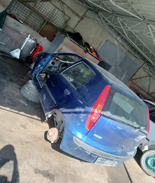 Brat stergator hayon Fiat Punto a 2-a generatie