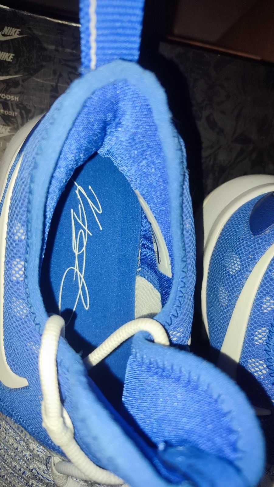 Оригинални маратонки с лек дефект * NIKE ZOOM KEVIN DURANT 9 * EU42.5