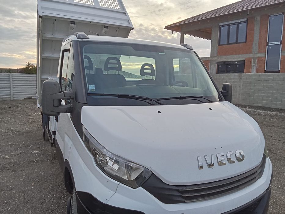Iveco basculabil pe spate