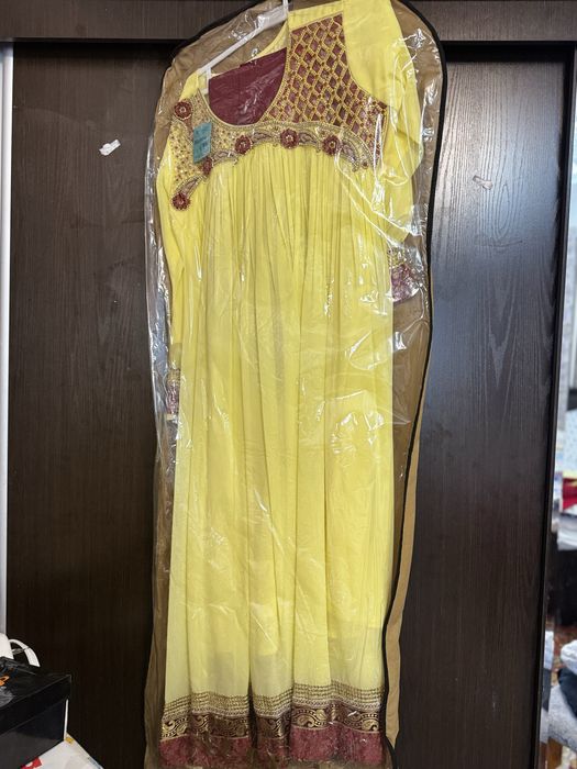 Платья для келинь салома либо для выступлений привозили с пакестана