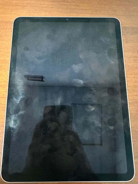 iPad Air 5 10.9" (2022) Wi‑Fi 64 GB M1 ship