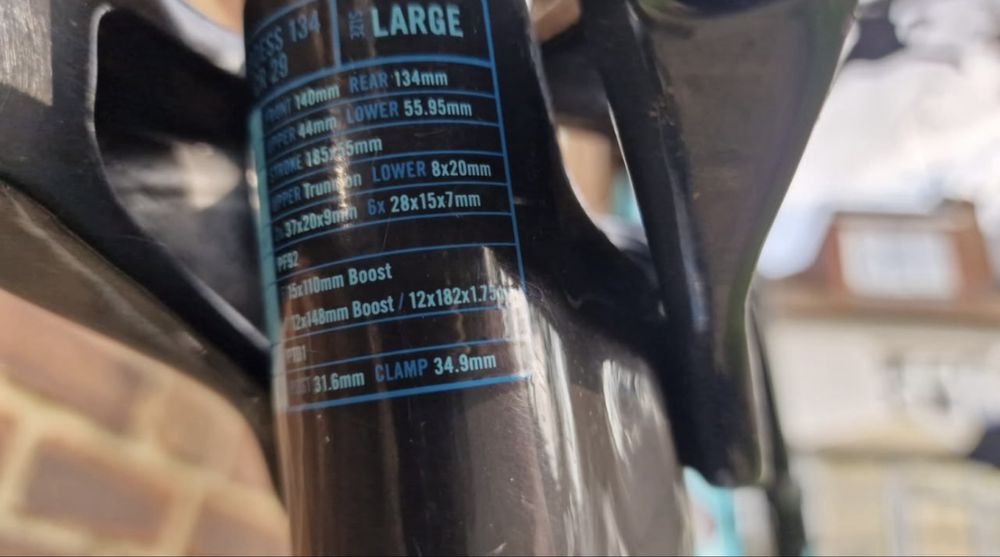 Kona Process 134 Full Carbon
