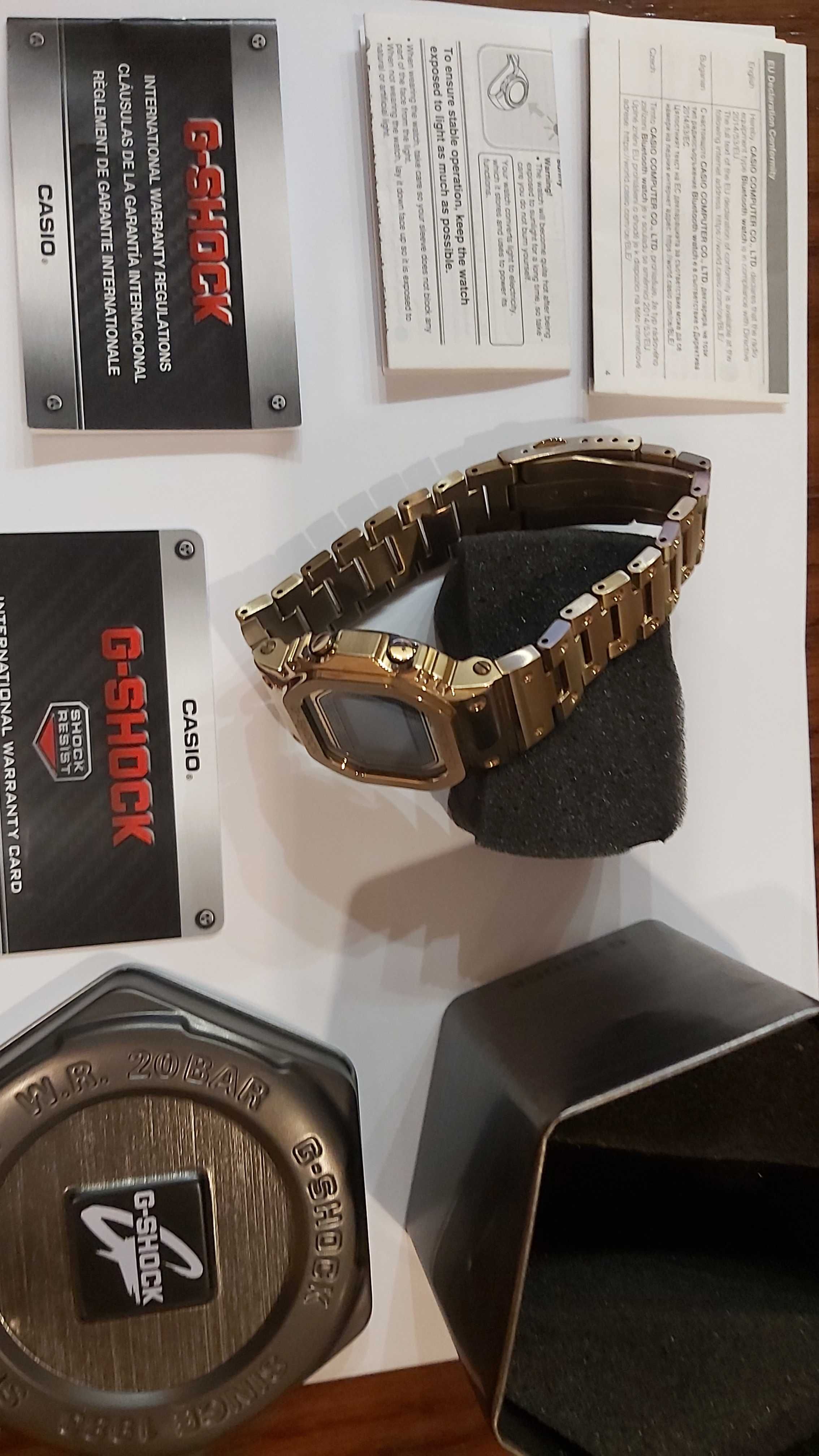 Продавам мъжки часовник Casio G-Shock GMW B5000D 3ER