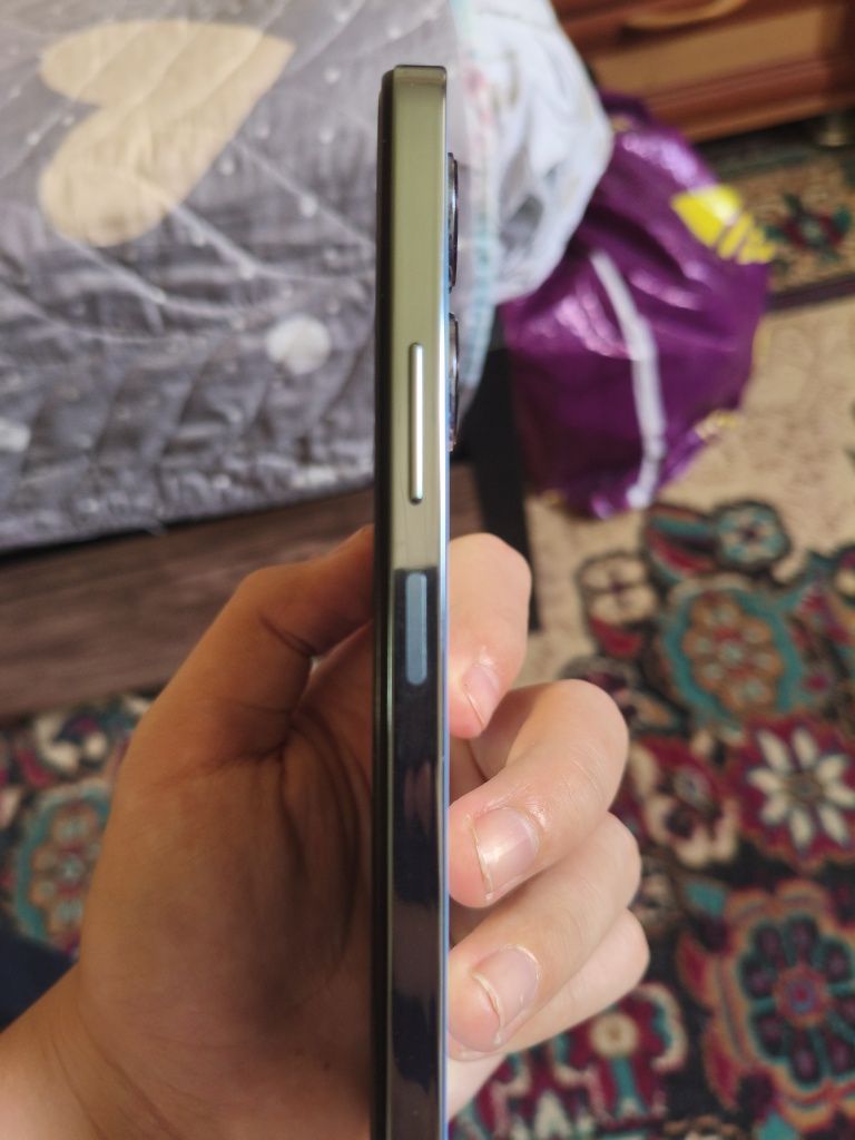 Продается infinix note 30 


---

Рус