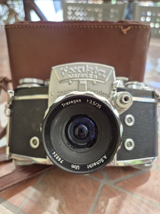 Vand Carl Zeiss Jena Biotar 75mm f/1.5.