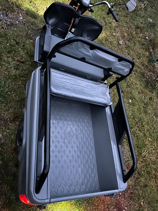 Vând motociclu electric nou