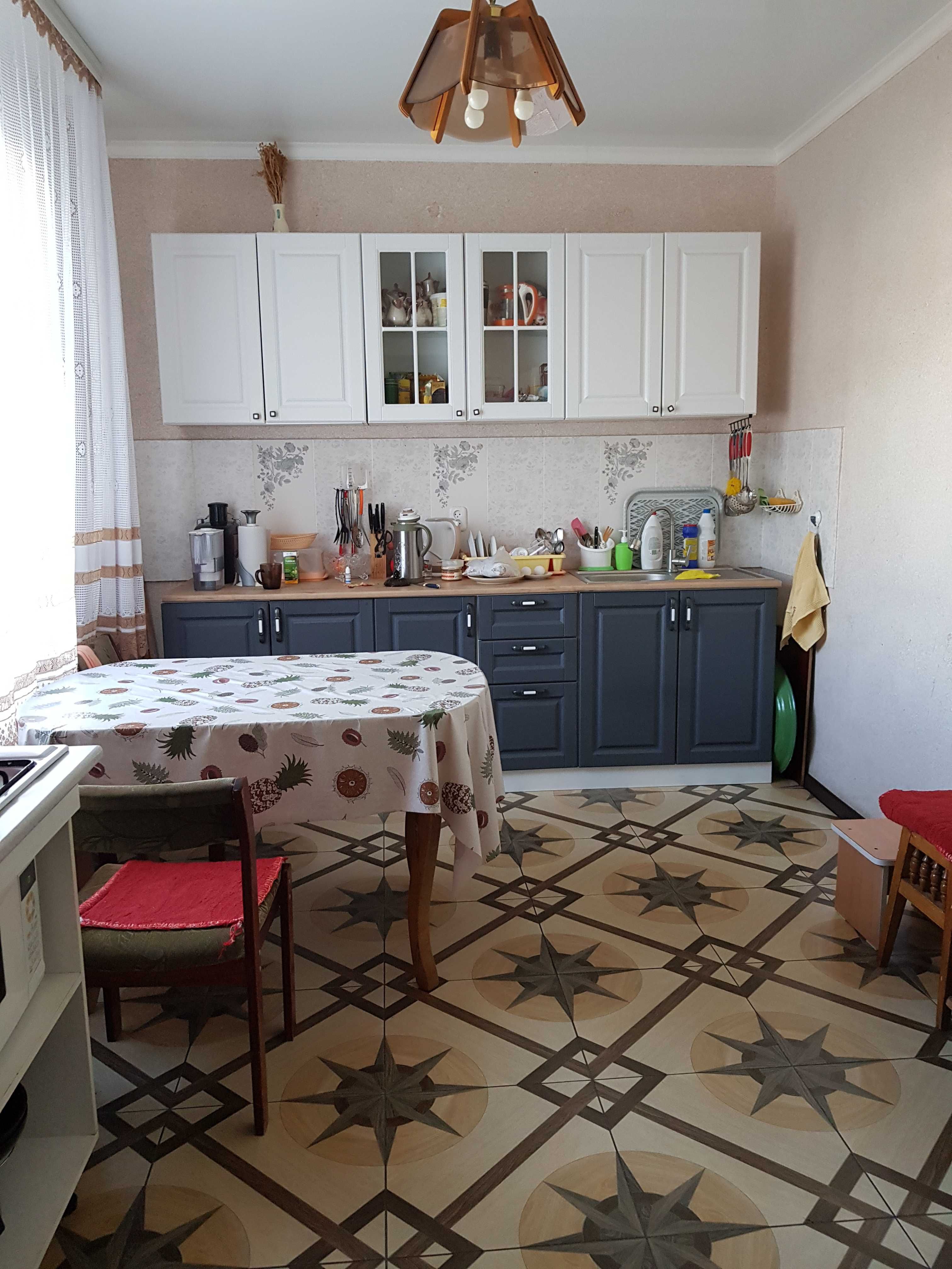 Продам теплый, благоустроенный, дом по ул. К Амировой, 22а, кв. 1.